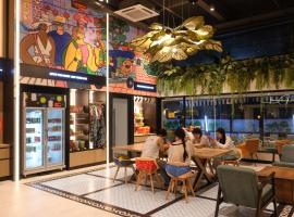Lub d Bangkok Chinatown - Steps from Sam Yod MRT Station, hotel en Bangkok
