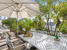 Winelands Golf Lodges 28, hotel en Stellenbosch