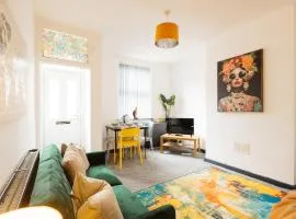 Stylish Boho Home, Contractors, 6 Beds, Garden and Free Parking