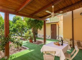 Secret Garden - Big garden near station & centre, hotel v destinaci Oristano