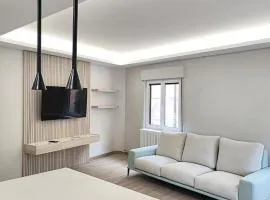 Crescen House
