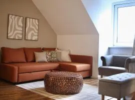 Apartment für 7 I 2 Min bis Hbf I Smart TV I WiFi I modern
