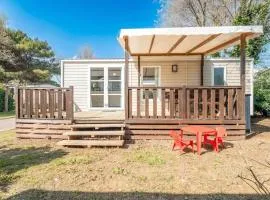 Bungalow confortable à Narbonne avec terrasse et parking inclus