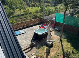 Villa Dielli Gadish, hotel in Gjilan