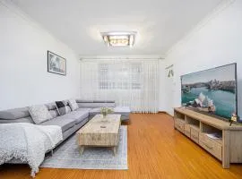 Comfort Stay in Bankstown Free Parking