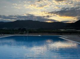 Petra Nova Suites, hotel a Néa Péramos