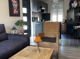 Agr&eacute;able maison de ville &agrave; Pacy sur eure, hotel con campo de golf en Pacy-sur-Eure