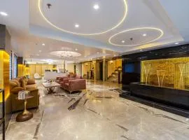 The Bella Express- New Delhi