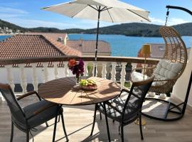 Rooms Perina Tisno, hotel v destinaci Tisno