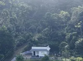 Hide Away mankulam