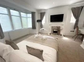 Stanley House - Luxury 6 Bed, Free Parking