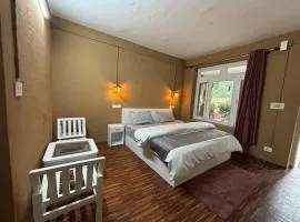 The Gooodmen cafe and Lodge