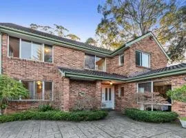 MetaWise Cozy Family Room3 in Shared Home Free Parking