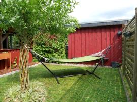 Mobilheim in Gartenanlage am Schmollensee, khu cắm trại ở Sellin