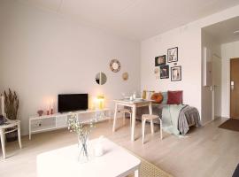 Tikkurila studio for 4 people next to the airport, private parking, hotel ve Vantaa
