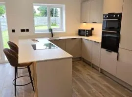 Ty Gwyn Cemaes - New Family Friendly Home
