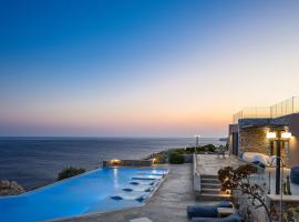 Seafront elegant villas, with infinity pools & devine views!, hotel v destinaci Agios Pavlos