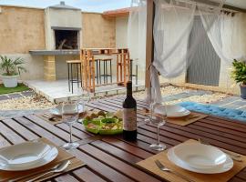 Casa Julia Vut, hotel in Olleros de Tera