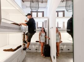 Black Swan Hostel Granada, viešbutis mieste Granada