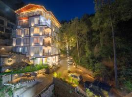 The Chalet Homestay I Luxury Rooms I Kasauli, hotel v mestu Kasauli