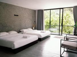 Ben Ben - Casa De iluso, self-catering accommodation in Ấp &ETH;a Lợi