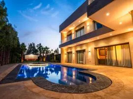 Monte Carlo Villa in Marrakesh - No Neighbors