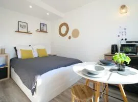 Cozy studio - ideal pour pros - parking - WiFi