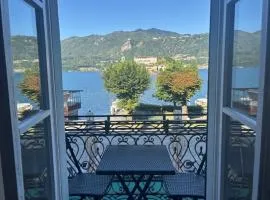 LISOLA Appartamento con vista lago