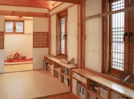 Chaehyodang Hanok Stay