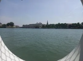 Péniche UHARTEA Baionako Ganbara