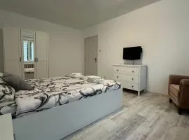 Apartament Cetate