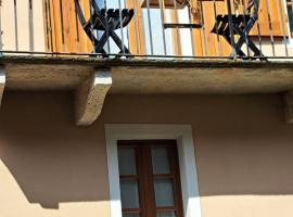 Holiday Room Gelsomino, hotel in San Bernardino Verbano