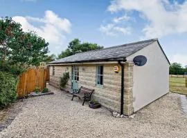2 bed in Minety 89025