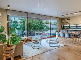 HT Departamento en Vitacura con Estacionamiento