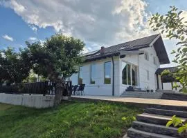 Casa Adam B