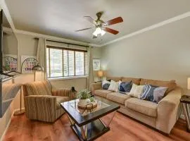 Walk to SFA Campus Pet-Friendly Nacogdoches Condo
