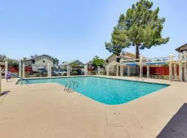 4 Mi to Dtwn Cozy Couples Haven with Patio in Mesa