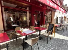 Hôtel Restaurant Le Beffroi, hotel v destinácii Salers