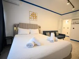 Syntagma Center Suite by Zeus Suites