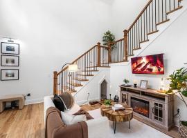 Cottage by Lake Hartwell Cocoa y Canoes, chalet à Westminster