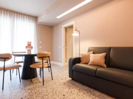 Casa Colombo Apartments, Hotel in Bardolino