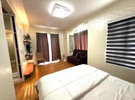 Pontefino Prime Heights Townhouse, hotel v destinaci Batangas