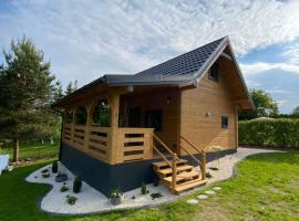 Domek letniskowy Zacisze 2، فندق في Urowo