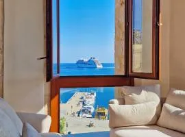 Pallazzo Dei Miracoli - Luxe 3BR apt Sea & Old Port Terrace View