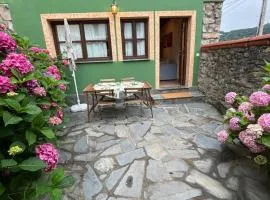 La Griega Colunga Apartment