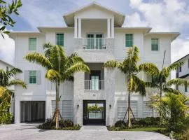 New Waterfront Home - Dreamside House