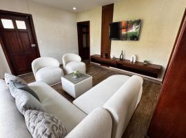 Espacio premium para grupos, a 2 min del centro, Hotel in Huamboya