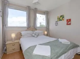 Cozy Edinburgh Bungalow KEYWORKS CONTRACTERS BUSINESS TRAVELLERS free parking