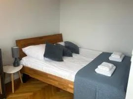 Sleepy3city with Sea View