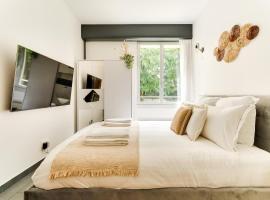 Rez de jardin relaxant et calme, khách sạn ở Neuilly-sur-Seine